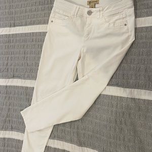 Democracy Ab technology white jeans / size 10/ womens